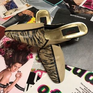 Like new Ashton Cream Heels!